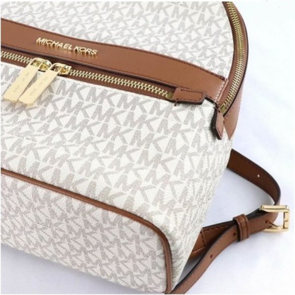 MICHAEL KORS Kenly Medium Backpack Signature Vanilla Bag - Picture 7 of 10